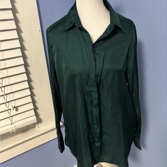 Old Navy Green Relaxed Long Sleeve Button Down - Picture 1 of 6